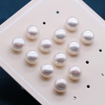 China FASHIONABLE high quality natural freshwater pearl button 2-5mm loose pearl for pearl earrings for sale