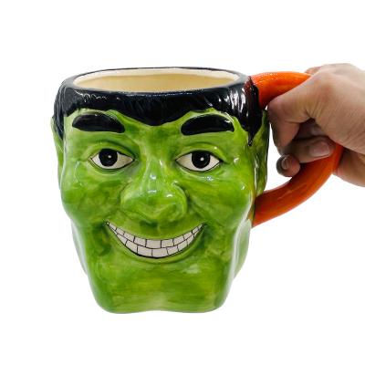 China Sustainable Sale Large Capacity Water Cup Carcass Hot Head Shape Ceramic Milk Coffee Beer Mug for sale