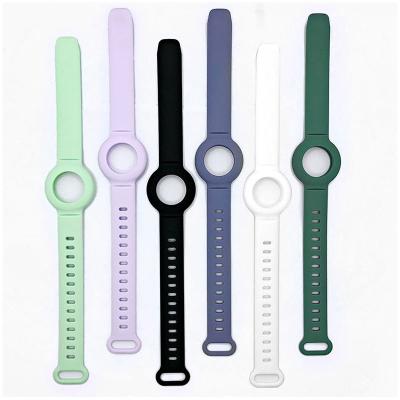 China 2021 Newest Anti-fall Soft Silicone Adjustable Strap For Apple Airtag Children's Wristband Wristband for sale