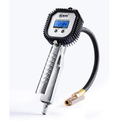 China Mini Tire Inflating Gauge Tire Digital LCD Display Car Pressure Gauge Handheld High Accuracy Portable Inflatable Gun DP-0031D for sale