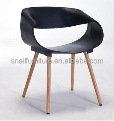 China Dining Chair 2015 New Model Cheap Leisure Classic Colorful Replica Modern Plastic Chair For Dining Room for sale