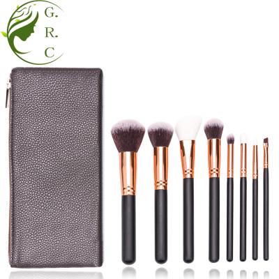 China Angular Blush Private Label Rose Gold Soft Synthetic Hair 8Pcs Wooden Makeup Brush Set With Bag for sale