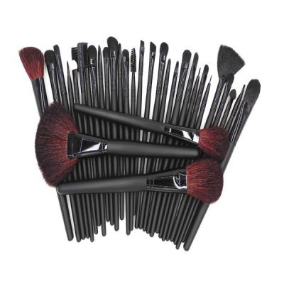 中国 Angular Blush NFSS 32 Pieces Makeup Brush Set Professional Foundation Free Sample 販売のため