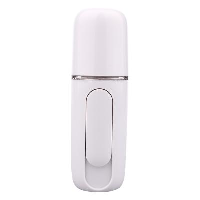 China Handheld Facial Moisturizer 20ML Pocket Nano Steamer Nano Mist Sprayer Mini Facial Steamer Customized Portable for sale