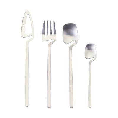 China Amazon Sustainable Hot Selling Eco-Friendly 304 Stainless Steel 18/10 Titanium Creative Hanging Type Cutlery Knife Spoon Fork Set for sale