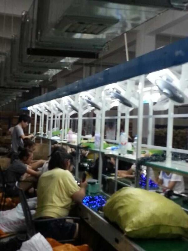 Verified China supplier - Yiwu Huangpai Lighting Factory