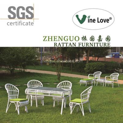 China Enduring Appealing Design 100% Hand-Woven Rattan Garden Chair for sale