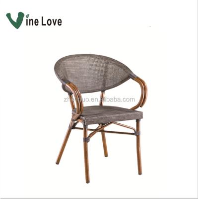 China Eco-friendly Furniture Cheap Outdoor Garden Style Good Quality Modern Design Comfortable Patio Rattan Chair and Table for sale