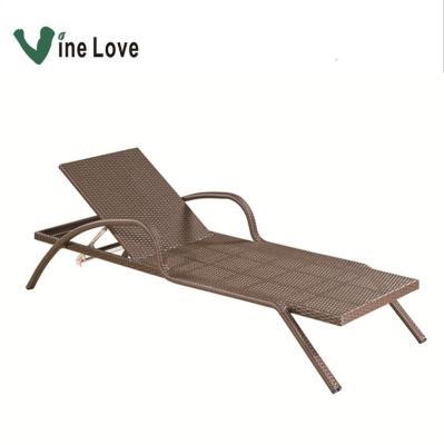 China Weather Outdoor Furniture Modern Folding Beach Lounge -- Sun Bed for sale