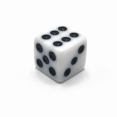 China 16mm Plastic White Square D6 Dies With Black Dots Custom Acrylic Polyhedral Casino Game Dies For Games for sale