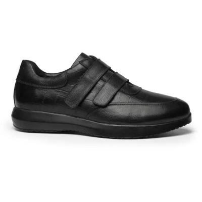 China Fashion Trend Vintage Fashion Casual Shoes Men Design Male New Running Sports 2023 Shoes All Black Sneakers For Men Walking Style Shoes for sale