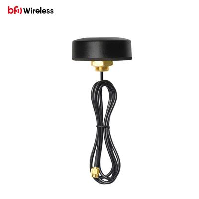 China Outdoor Cabinet Antenna 600mhz-2700mhz 2.4G 3G 4G LTE GSM Antenna Screw High Gain Outdoor Waterproof Installation BW24G0GSX46-16SJL500 for sale