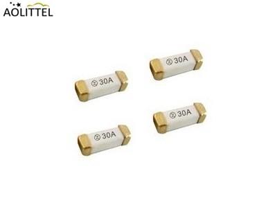 China Hoge Huidige Fast-Acting Oppervlakte van de Sartfuse s1032-F zet de Dwars NANO 10.25x3.2 mm R1032 Reeks Zekering 250Vac 50mA-15A op Te koop