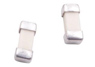 China Keramisches SMD Sicherung T3A 250V 1032 10.1x3.1x1.75mm TUV der SEI-Ziegeloberfläche-Berg-Paket-Verzögerungs-UL zu verkaufen