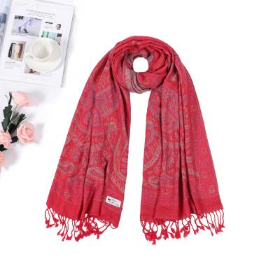 China 2022 Low Price Casual Long Spring Fashion Hot Seller Can Be Customized Long Towel For Women for sale