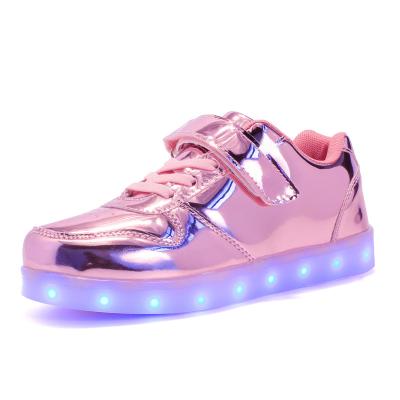 China New Usb Kids Luminous Shoes Boys Girls Sports Running Shoes Baby Flashing Lights Fashion Sneakers Toddler Kid Small Led for sale