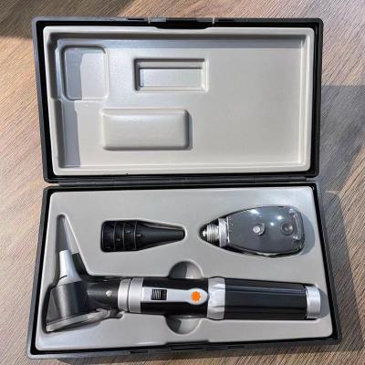 China SW-OT17 Metal Ce Approved Medical Portable Otoscope And Ophthalmoscope Set for sale