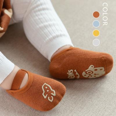 China 2021 Breathable New Design Non Slip Baby Mary Jane Bumps Newborn Organic Cotton Toddler Socks For Baby Sock With Handle Girl Boy 0-3Y for sale