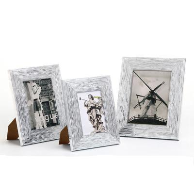 China Eco - Friendly Recycle Antique European American Creative Wooden Picture Photo Frame for sale