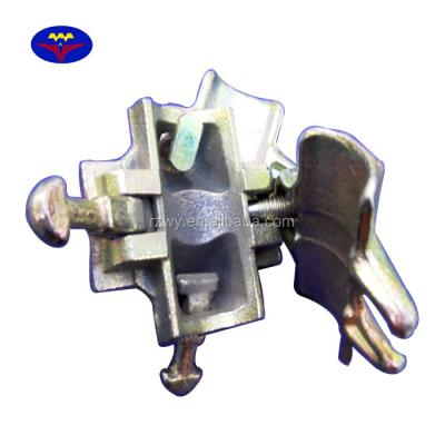 China Industrial Italy / Casted Italian Steel Type / Standard Tubular Scaffold Fixed Clamp / Double Coupler for sale