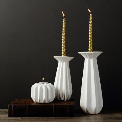 China Home Decoration Ins Fashion Wedding Table Menorah Candle Stand Exquisite Christmas Candle Stick Holder Home Decor Ceramic Candlestick Holder for sale