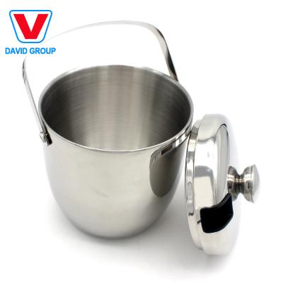 China 2021 Gift Ideas Viable Bar Accessories Ice Bucket With Lid for sale