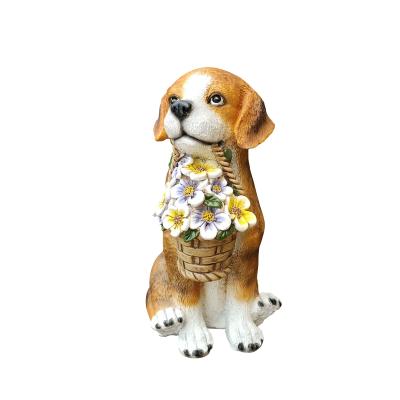 China Outdoor Europe Resin Dog Decor Yard Decoration Satues Garden Ornaments for sale