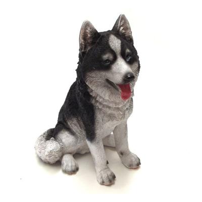 China Garden Husky Dog Sculpture Husky Sitting Dog Statue Resin Ornament from Europe for sale