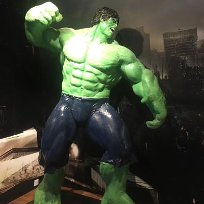 China Lifelike Sculpture Movie In Europe The Hulk Statue Customize Exhibition For Museum for sale