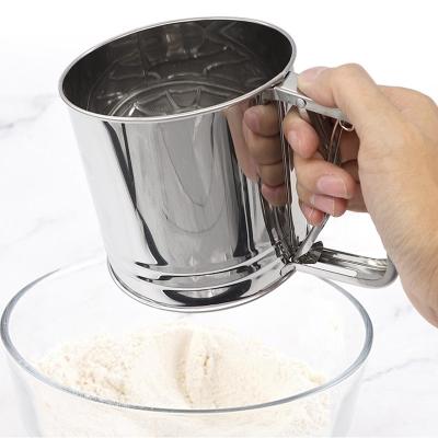 China Sustainable Food Grade Cooking Tool Stainless Steel Flour Sieve for sale