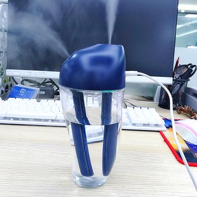 China Color Changing New Arrival Mini Cute Air Humidifiers Portable USB LED Light Mini Air Humidifier for Christmas Gift for sale