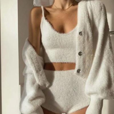 China 2022 autumn limited sexythree-piece suit breathable women knitted sweater hand made sweater set knit set for sale