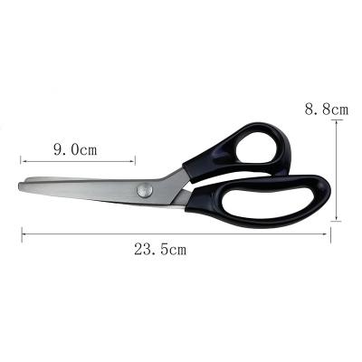 China Stainless Steel Punching Shears Handled Professional Crafts Sewing Zig Zag Cut Scissors Sewing Scissors Fabric for sale