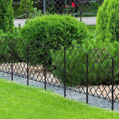 China Outdoor Expanding Fence Rustproof Animal Barrier Border High Quality Anti-corrosion Iron Garden for sale