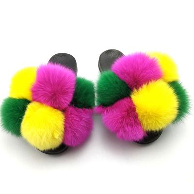 China 2021 Fashion Trend Popular Fur Slippers Luxury Fur Slides Pom Poms Fur Slides for sale