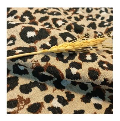 China New Technology Tear-Resistant Polyester Custom Animal Printed Crepe Knit Fabric for sale