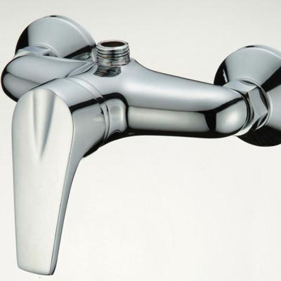 China Wall Mounted Metered Faucets Chrome Polished Single Handle Bathroom Accessories Bath Shower Water Faucet for sale