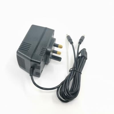 China Linear power adapter for CCTV cameras with 15W AC or DC output power plug and Max UK MYT120300 for sale