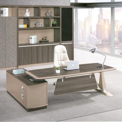 China 2022 Extendable Furniture High End Luxury Table CEO Manage Office Executive Desk for sale