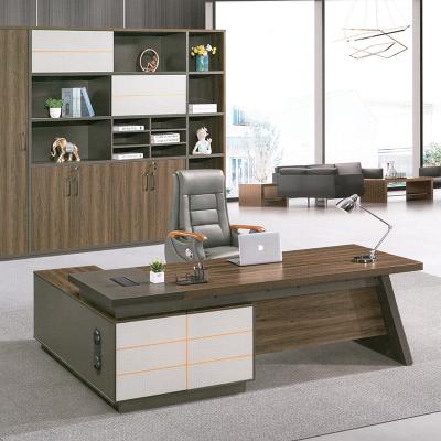 China Expandable New Designs Luxury Office Furniture Set Executive CEO Director Office Modern L Shape Desk for sale