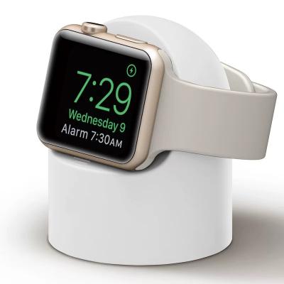 China Amazon Hot Selling Coin Charging Stand For Apple Watch Stand Silicone Charging Hole Simple Design for sale