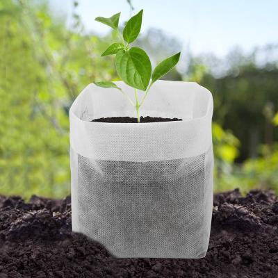 China Customized Size Eco-friendly Eco-friendly Biodegradable Nonwoven Nursery Bags Plant Grow For Planting for sale