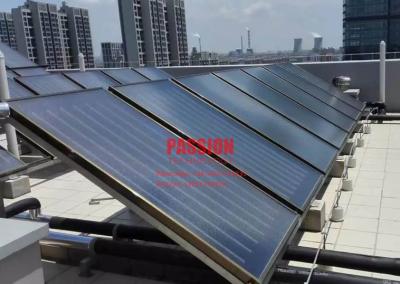 Cina Acqua solare piana di titanio blu Heater Hotel Solar Heating della lamina piana dello schermo piatto della saldatura a ultrasuoni del collettore in vendita