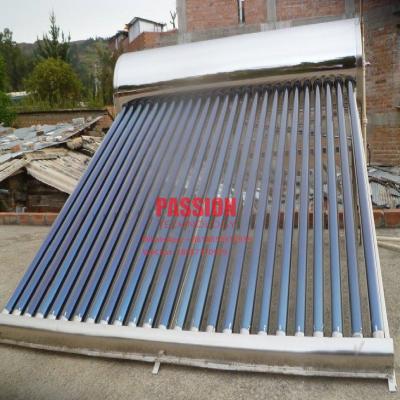 China Non Pressurized Thermal Solar Water Heater With Galvanized Steel Tank And Copper Heat Pipe Te koop