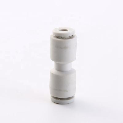 China Suitable For Pneumatic Hose Round Material White Female Foundry Plastic Connector for sale