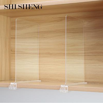 China SHI SHENG Wardrobe Classification Hats Towels Viable Clothing Clear Acrylic Dividers Board With Hanger Hook For Home for sale