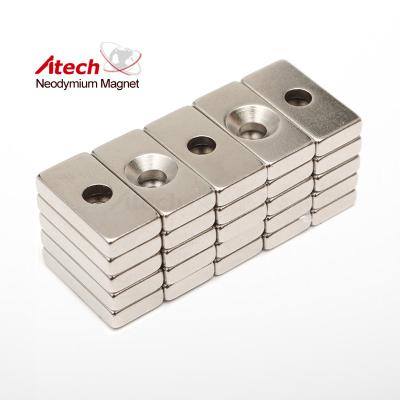 China Industrial Magnet Rectangular Pot Magnets 4mm Thick With Bored Counter Cavity for sale