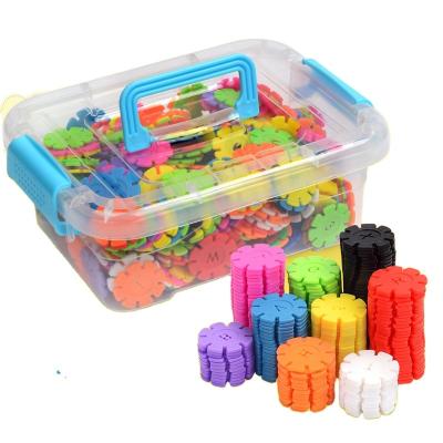 China Wholesale Educational Connecting Toy Set Diy Baby Puzzle Block Snowflake Toy Disc Snowflake Creative Building Building for sale