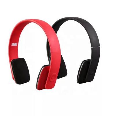 中国 New products 2022 design over headsets OEM good sound earphone headphone 販売のため