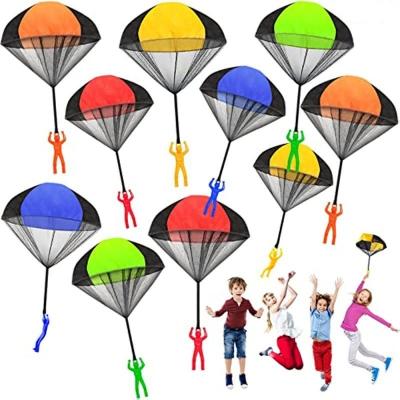 China Playing Parachute Toy Children's Flight Toys Free Throw Hand Throw Parachute Army Man Throw It And Outdoor Watching Air Landing for sale